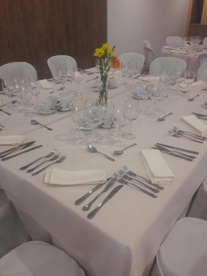 Hostal Restaurante Pacos Herrera del Duque Exteriér fotografie